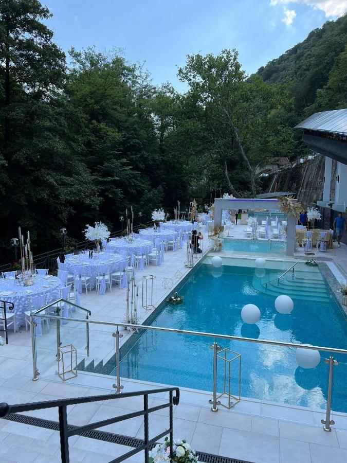 Hotel Holiday Maria Baile Herculane Luaran gambar