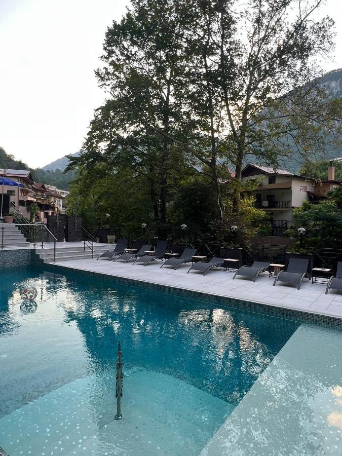 Hotel Holiday Maria Baile Herculane Luaran gambar