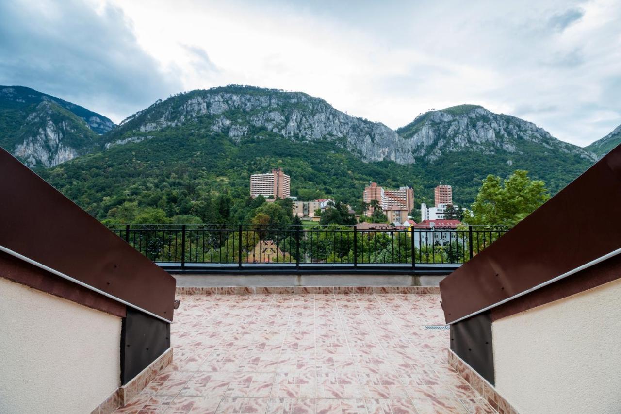 Hotel Holiday Maria Baile Herculane Luaran gambar